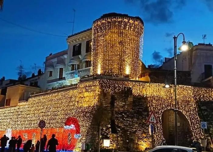 Fra Em Doria Νετούνο